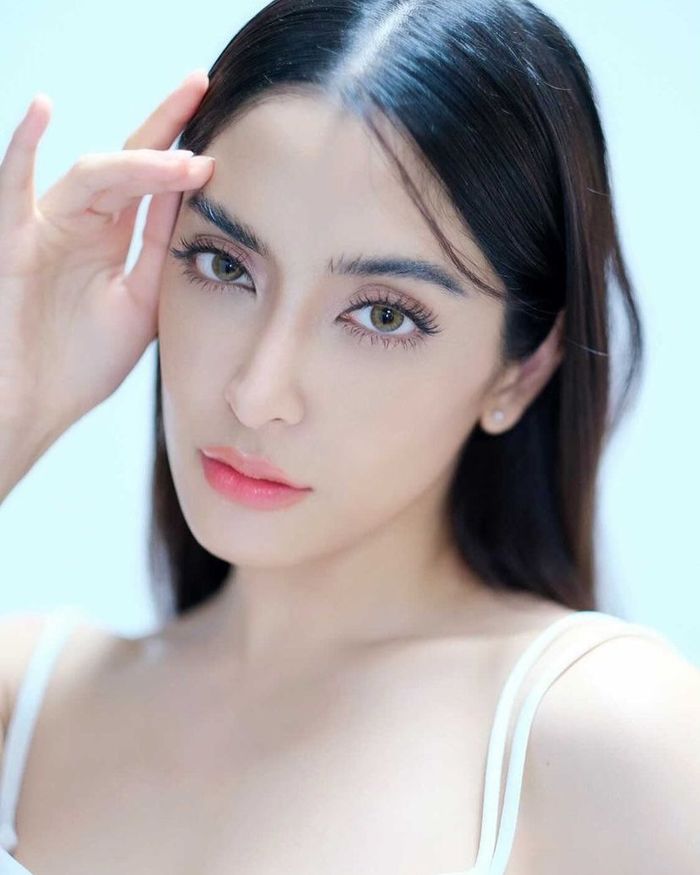 Mỹ nữ Hàn - Thái là đồng niên: Kim Ji Won liệu có ăn đứt ma nữ Thái