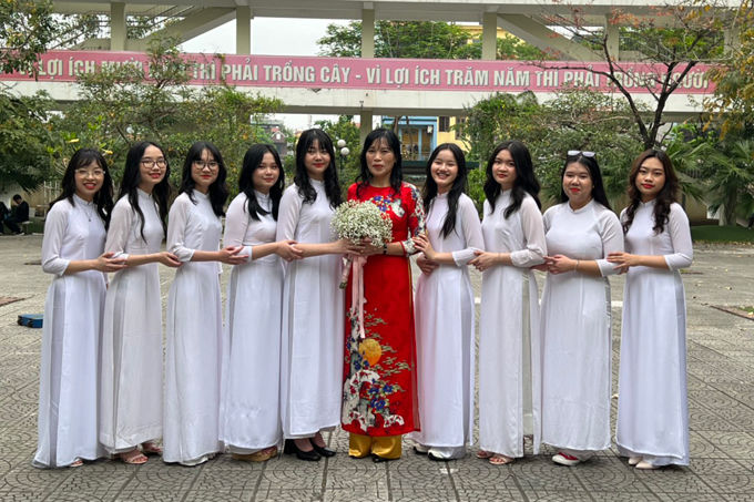 Nữ sinh Hà Nội đậu cả 3 trường chuyên: Vừa giỏi văn còn giỏi cả toán