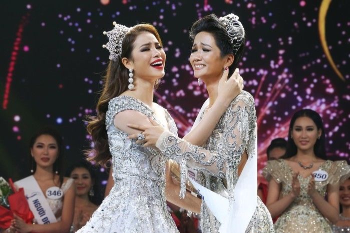 Phạm Hương xác nhận về Việt Nam sau 4 năm sang Mỹ sinh con