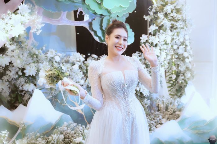 Phản ứng của mẹ Hồ Bích Trâm khi nghe con gái trang trí tiệc cưới 2 tỷ