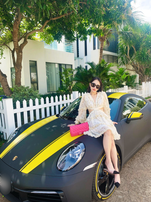 Rich kid Joyce Phạm mang bầu: Khó tính gấp bội lần chồng vẫn chịu đựng