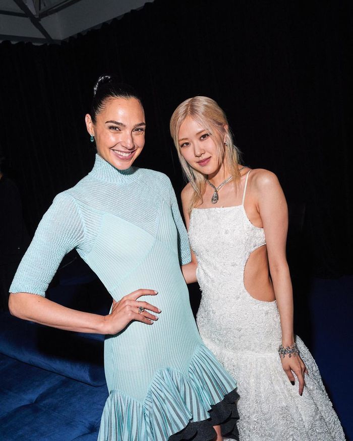 Rosé tuyệt vời như thế nào qua mắt stylist: Cô ấy như một thiên thần