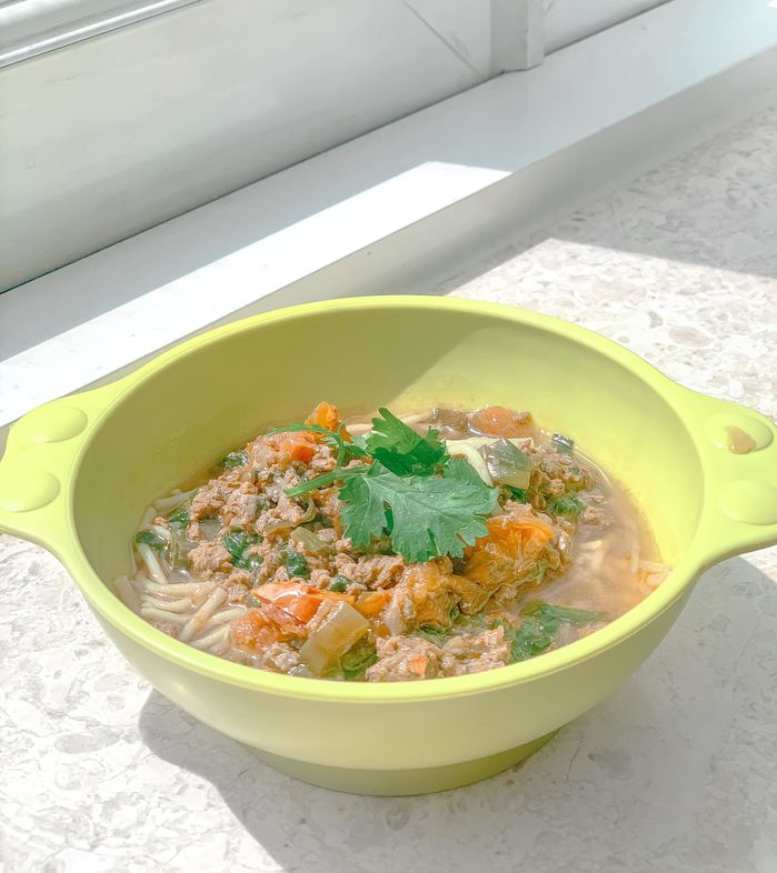 Sao Việt cho con ăn dặm: Bảo Thy nấu bằng nguyên liệu hơn 1 triệu/kg
