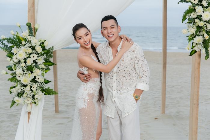 Sao Việt hưởng tuần trăng mật: Người cả tuần, người chẳng có ngày nào
