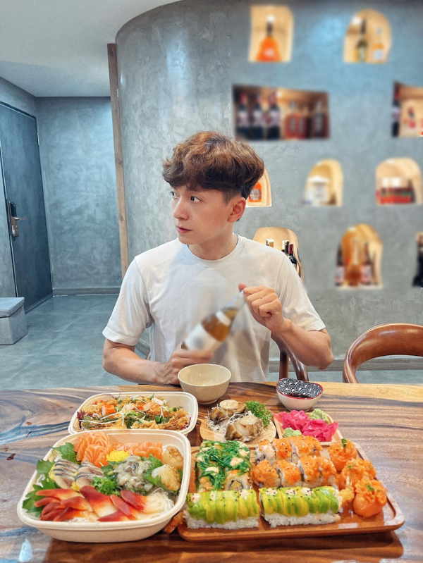 Sao Việt ở biệt thự chục tỷ: Nhà Ngô Kiến Huy có phòng gym to vật vã