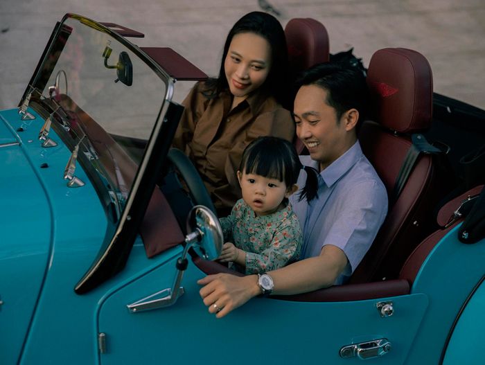 Sao Việt tặng xế hộp cho con: Xe nào xe nấy đều giá bạc tỷ