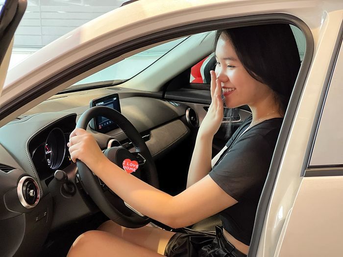 Sao Việt tặng xế hộp cho con: Xe nào xe nấy đều giá bạc tỷ