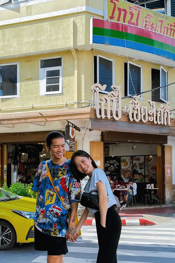 Sao Việt ủng hộ ngày hội LGBT: Minh Triệu - Kỳ Duyên sang tận Thái Lan