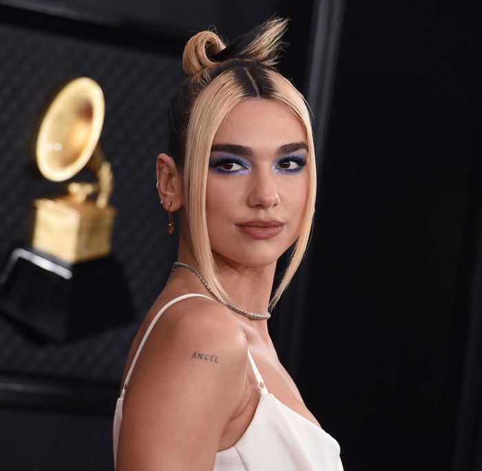 Tuổi thật sao Hoa, Hàn, US-UK: Ai nghĩ Dua Lipa bằng tuổi Jisoo