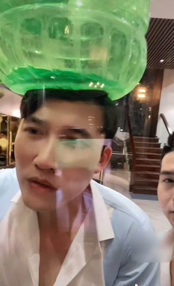 Thanh Đoàn chuẩn nóc nhà quyền lực: Hà Trí Quang răm rắp nghe theo