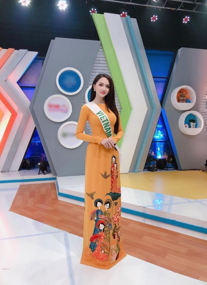 Mỹ nhân chuyển giới Việt diện áo dài lên sóng truyền hình Thái 