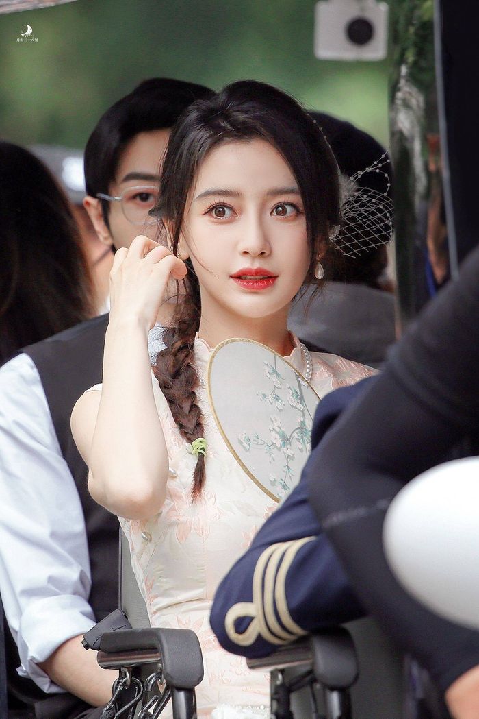 Từng bị anti chê da xấu, Angela Baby hẹn 10 năm sau nhìn lại diện mạo