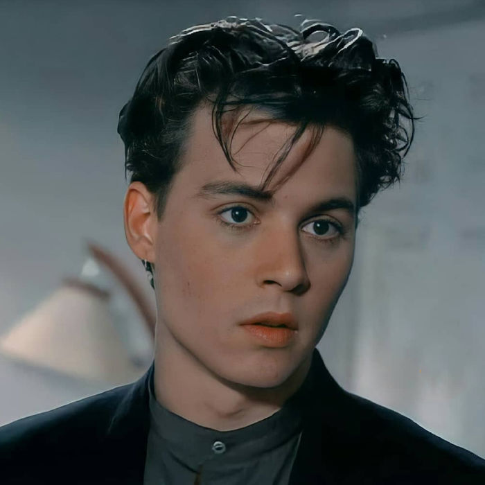 Visual Johnny Depp thời hoàng kim: Chuẩn soái ca phong trần