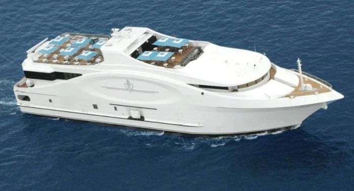 Vợ chồng Beckham giàu cỡ nào: Biệt thự, du thuyền đã hơn 2000 tỷ đồng