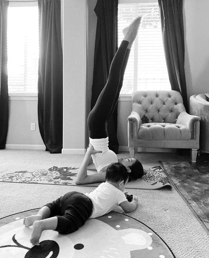Bí quyết lấy lại vóc dáng sau sinh thần tốc của Hoa hậu Phạm Hương