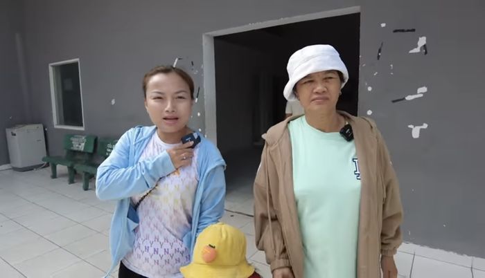 Quỳnh Trần JP tặng quà sinh nhật mẹ: Mảnh đất hơn 200m2