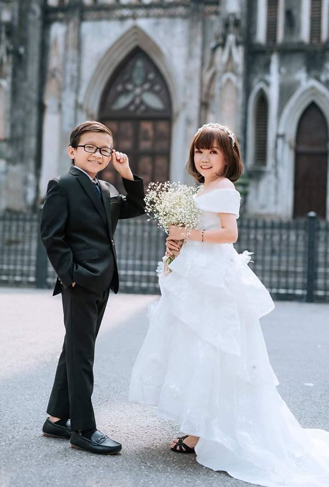 Cuộc sống của các cặp đôi tí hon: Chàng trai 1m37 lấy vợ như hoa hậu