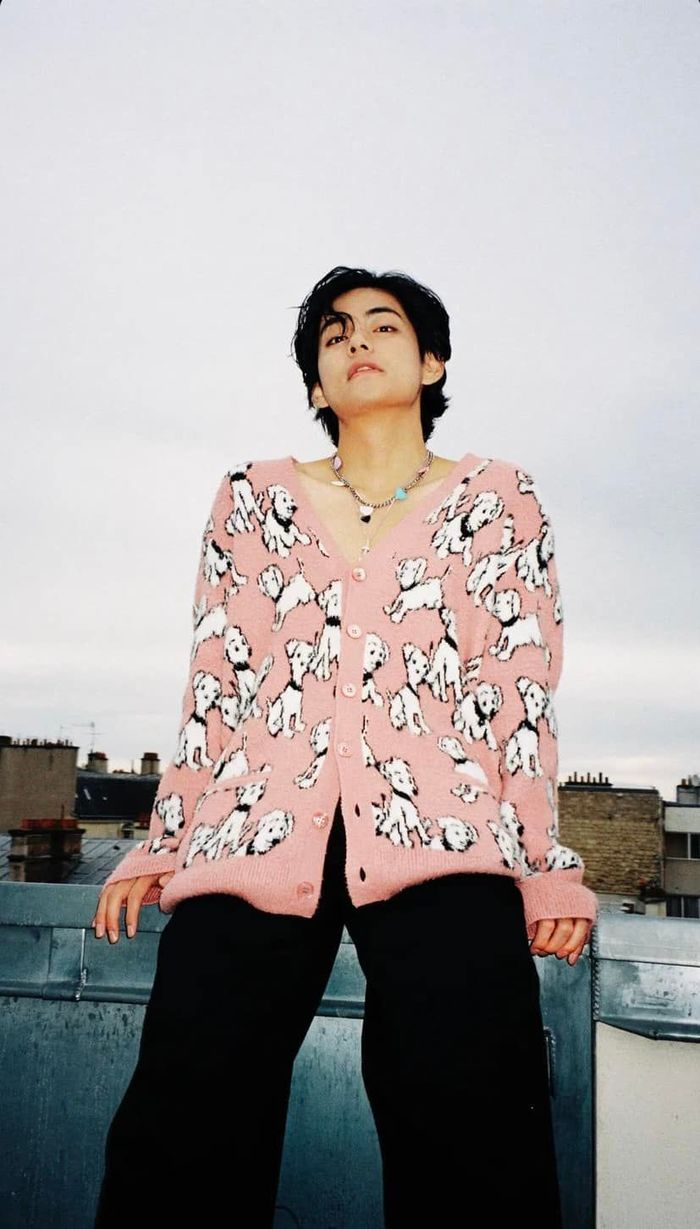 Thù lao hậu hĩnh của BTS trên Instagram: V sương sương 19 tỷ một bài