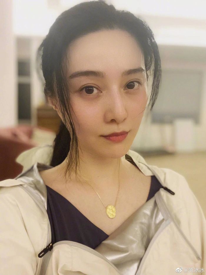 Mỹ nữ từng đóng a hoàn nay vụt sáng: Ai cũng diễn chung với Tâm Như