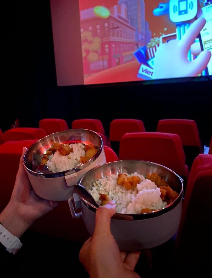 Thực hư câu chuyện mang cơm vào rạp phim để ăn: Chỉ mang cơm trắng