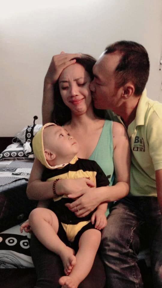 Ảnh hot sao Việt 19/7: Khánh Vân thân thiết bên Phạm Hương