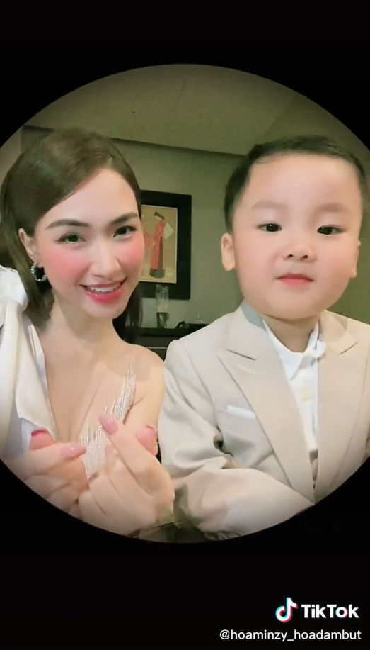 Ảnh hot sao Việt 4/7: Bo Thúi mặc bảnh bao tháp tùng mẹ Hòa đi diễn