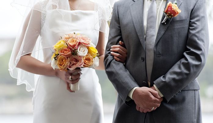 Cặp đôi kết hôn sau chưa đầy 24 tiếng hẹn hò: Có quá vội vàng?