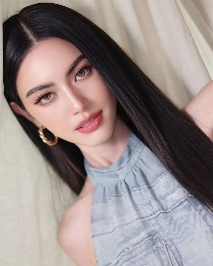 Cát-xê dàn mỹ nhân hot nhất xứ Chùa Vàng: Baifern chưa phải xịn nhất