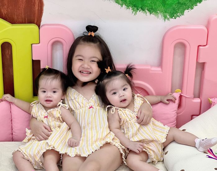 Cô ba nhà Vân Trang nhập hội thánh biểu cảm: Tương lai nối nghiệp mẹ
