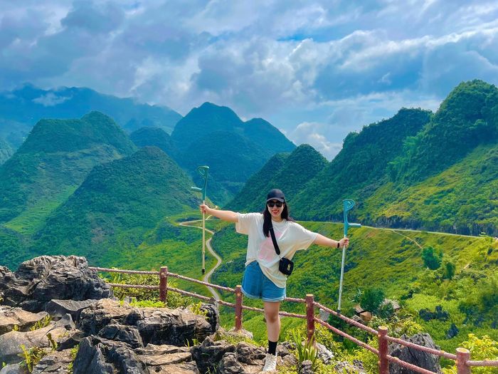 Cô gái một thân một mình vượt 1942km từ Đồng Nai đến Hà Giang
