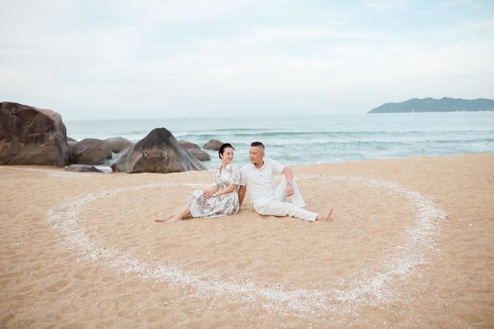 Con trai Jennifer Phạm mừng sinh nhật mẹ sau 3 năm xa cách