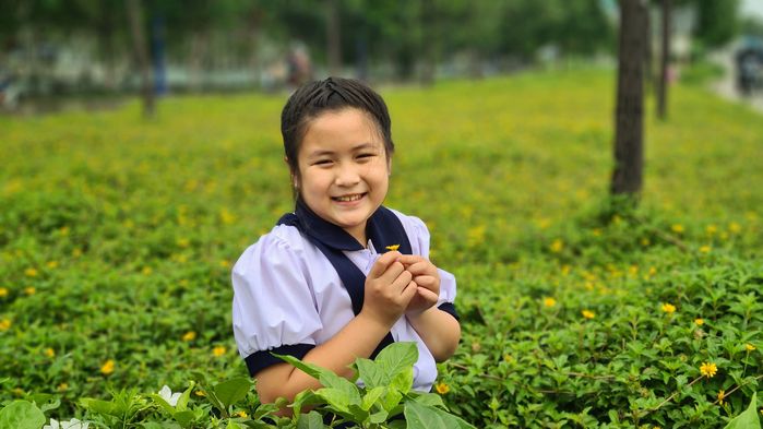 Cuộc sống hiện tại của dàn sao Bố Già: Tuấn Trần sắm xế hộp tiền tỷ