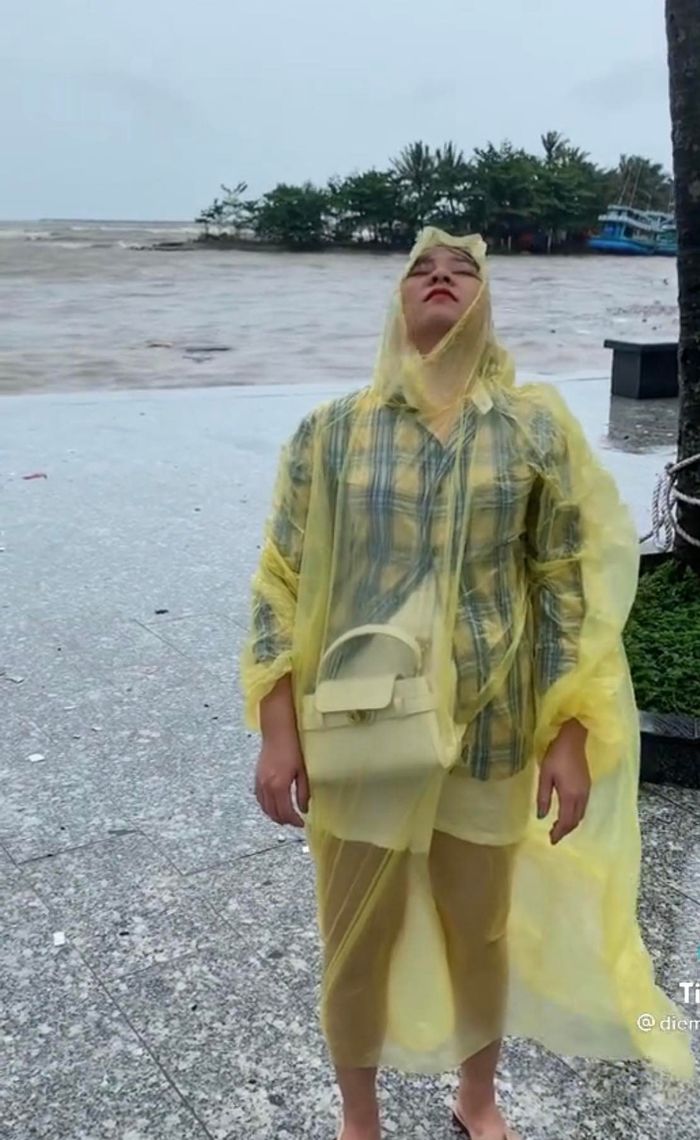 Đi Phú Quốc ngắm biển xanh, nắng vàng nhưng sao “nó lạ lắm”
