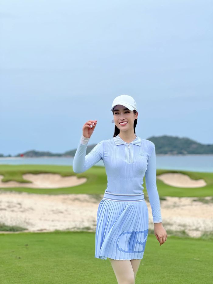 Đỗ Mỹ Linh liên tục đón tin vui: Vừa được cầu hôn có ngay giải golf