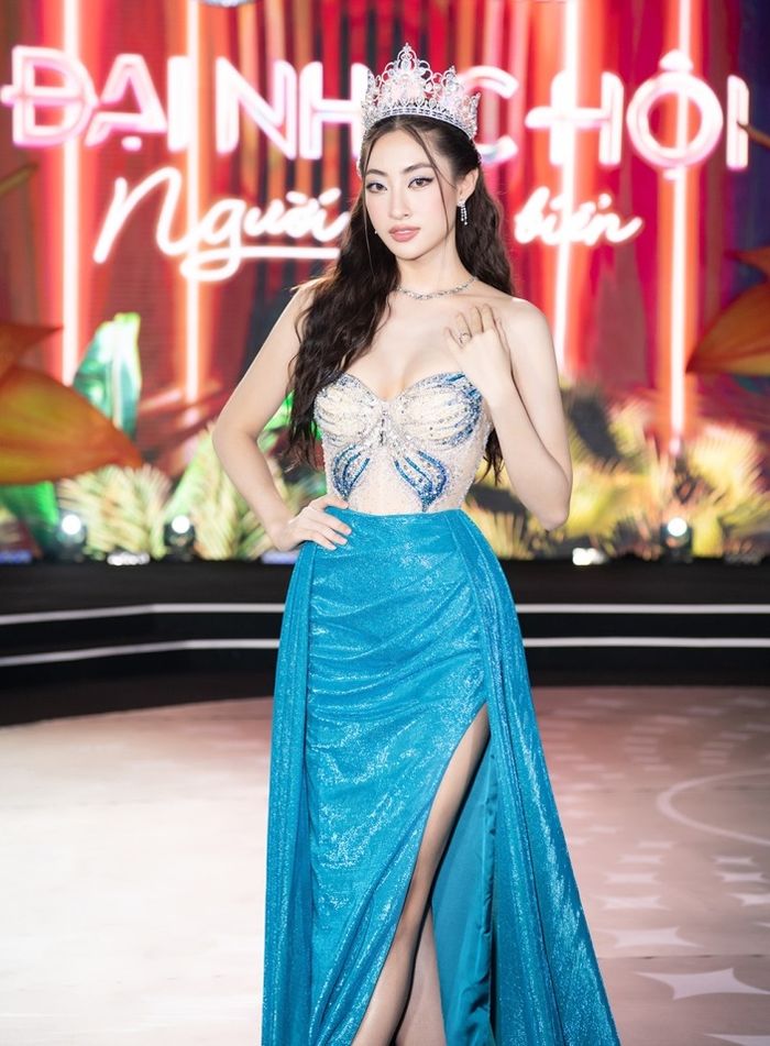 Đỗ Thị Hà chơi lớn trên thảm đỏ: Diện váy cắt xẻ bạo nhất dàn Hoa hậu