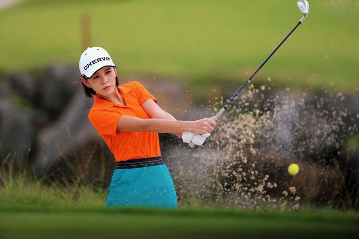 Đọ thời trang sân golf dàn mỹ nhân VTV: MC Thu Hoài không trùng lặp