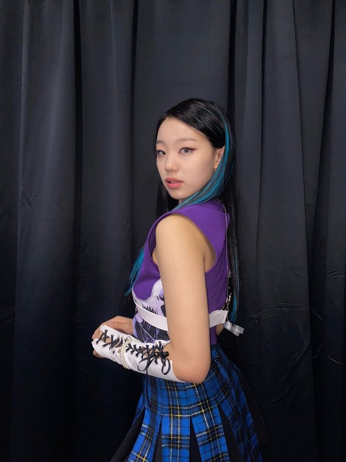 Khi lứa idol thế hệ mới toàn ít tuổi hơn fan: Em út NMIXX mới 16 tuổi