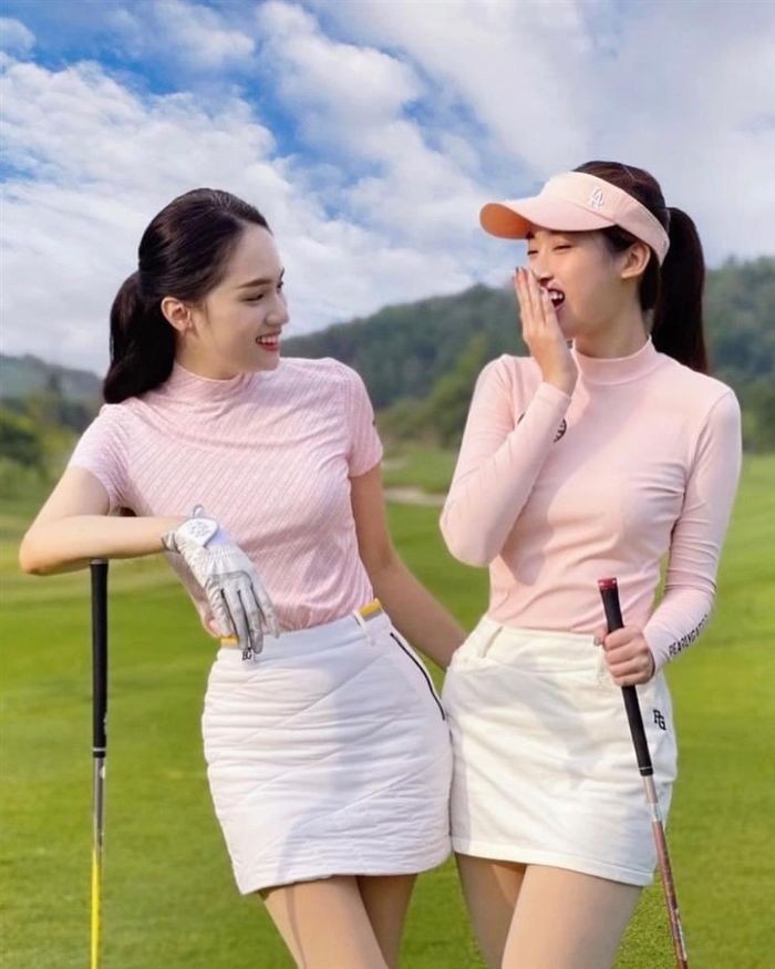Vừa được cầu hôn, Đỗ Mỹ Linh đi đánh golf cùng dàn Hoa hậu đình đám