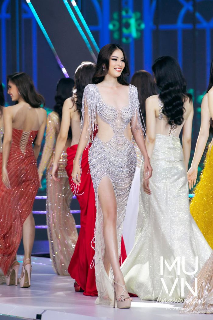 Hậu trượt Top 10, Lệ Nam trình diễn ở Thailand Fashion Week