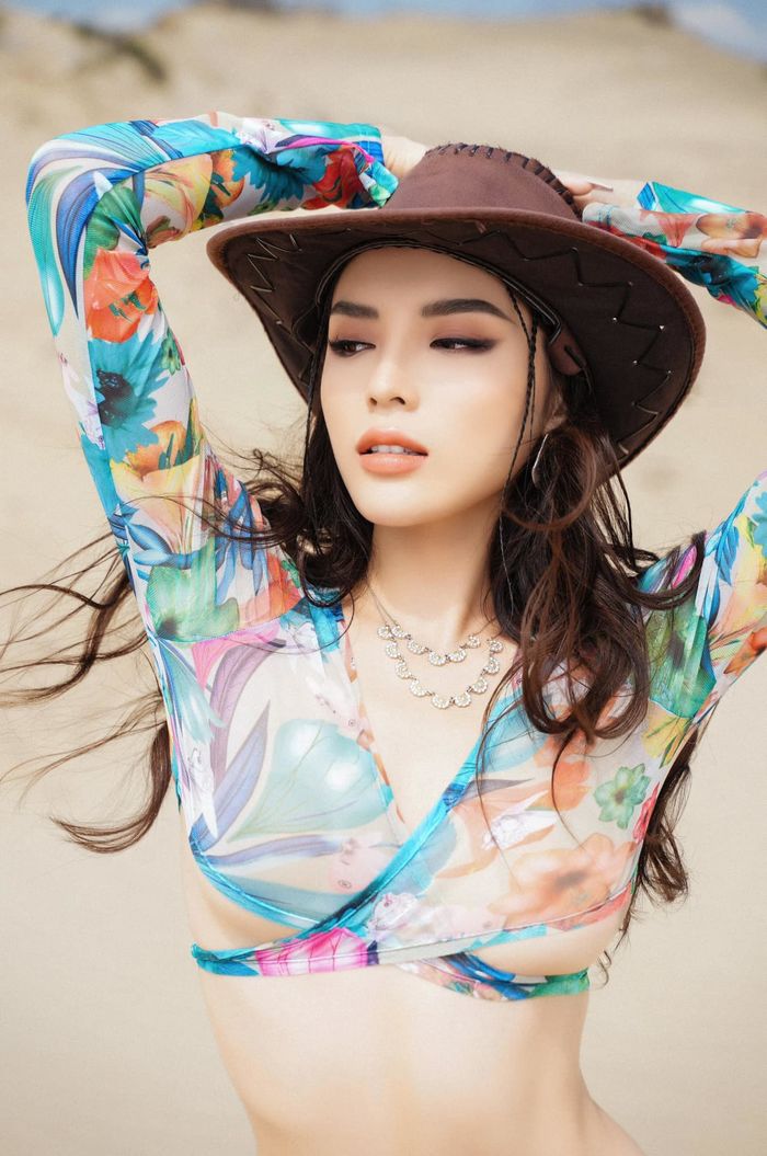 Hoa hậu Kỳ Duyên tức giận khi Minh Tú - Thúy Vân liên minh