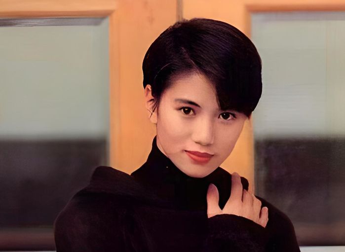 Hoa hậu TVB Viên Vịnh Nghi: 51 tuổi trẻ trung, da mịn như thiếu nữ
