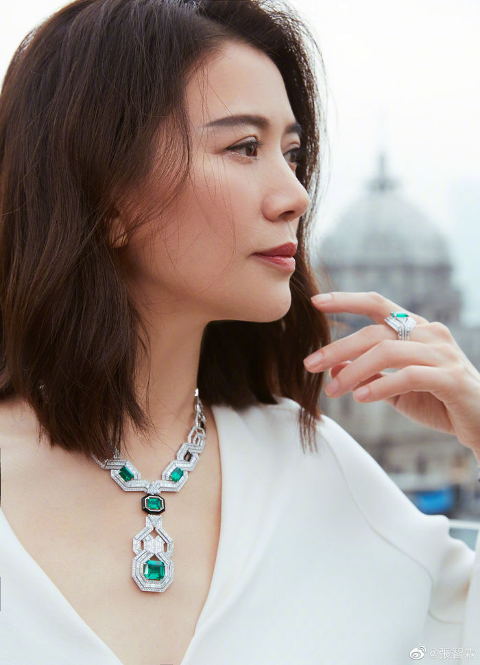 Hoa hậu TVB Viên Vịnh Nghi: 51 tuổi trẻ trung, da mịn như thiếu nữ