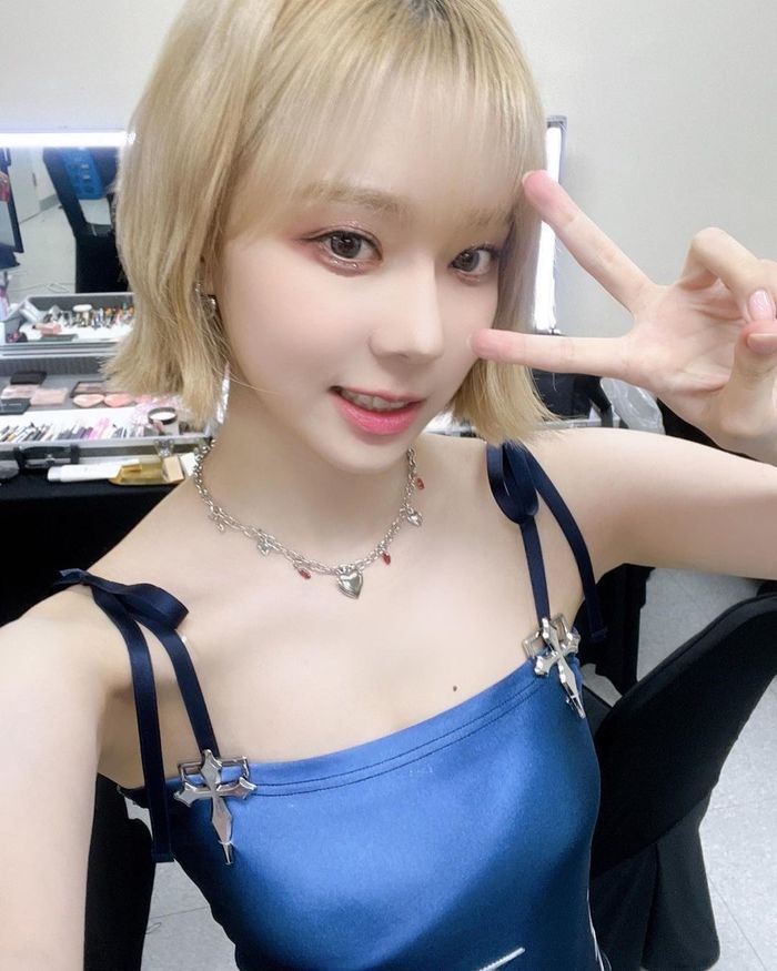 Idol sở hữu visual đậm chất webtoon: Taeyeon, Winter đẹp vô thực