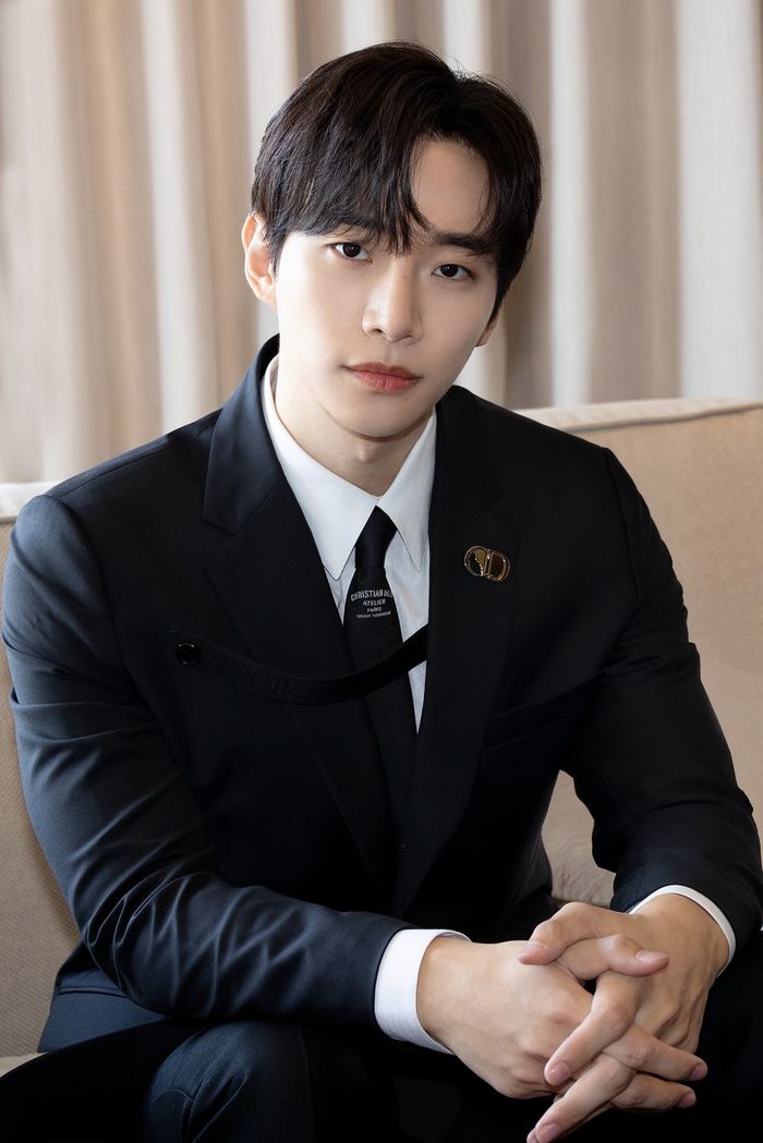 Lee Junho: Idol Kpop mờ nhạt vụt sáng thành viên kim cương điện ảnh