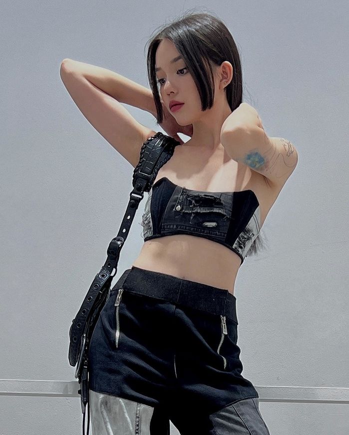 Linh Ngọc Đàm, Cô Em Trendy thay nhau tái chế quần jeans cũ