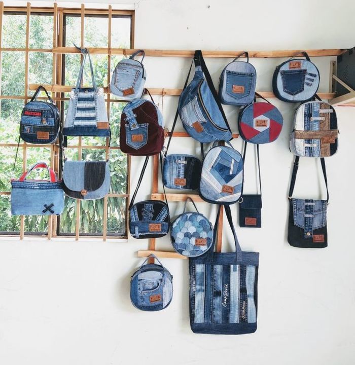 Linh Ngọc Đàm, Cô Em Trendy thay nhau tái chế quần jeans cũ