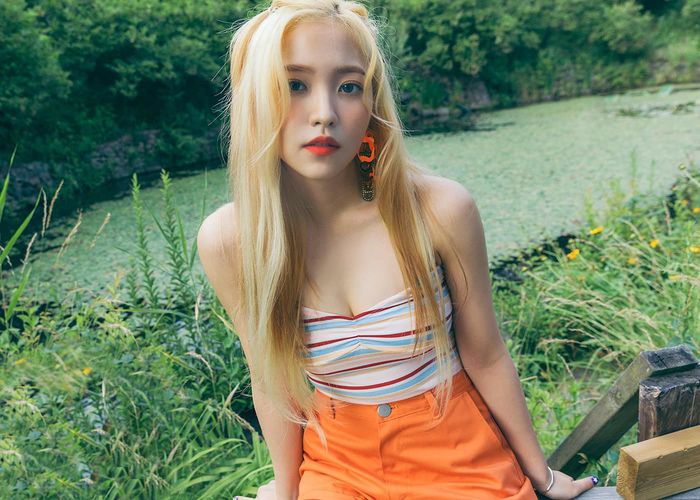 Maknae ngày nào giờ lớn rồi: Lisa nổi danh toàn cầu, Sehun chững chạc