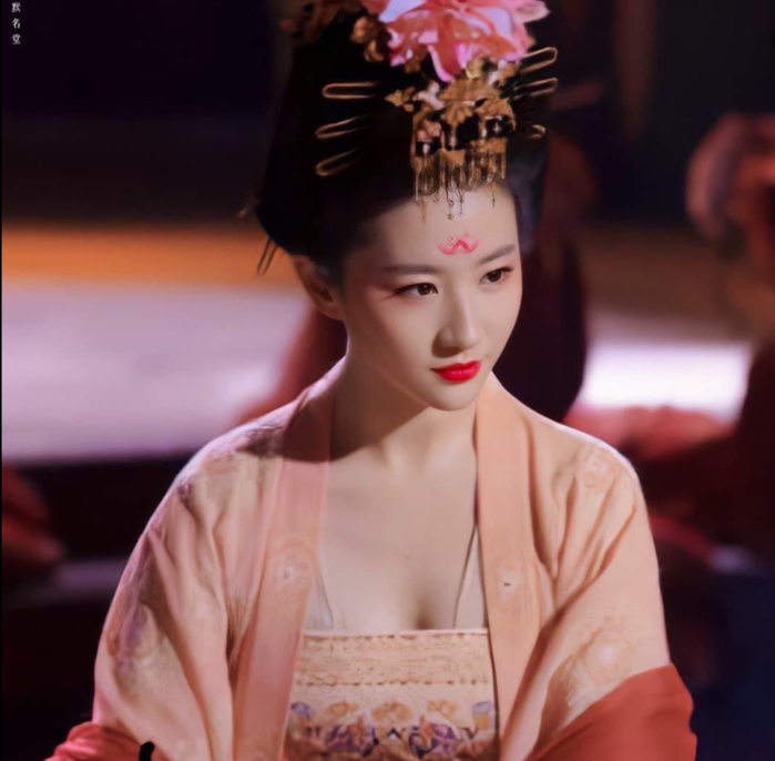 Mỹ nhân Hoa ngữ khi chung một stylist: Bạch Lộc, Diệc Phi được khen