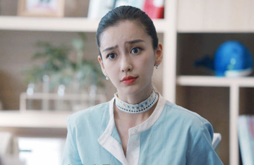 Mỹ nữ trợn mắt nhàm chán trên phim: Dương Tử là bản sao Angela Baby