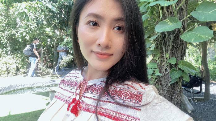 Ngắm Nguyệt Ánh, học ngay bí quyết chăm da cho chị em U40